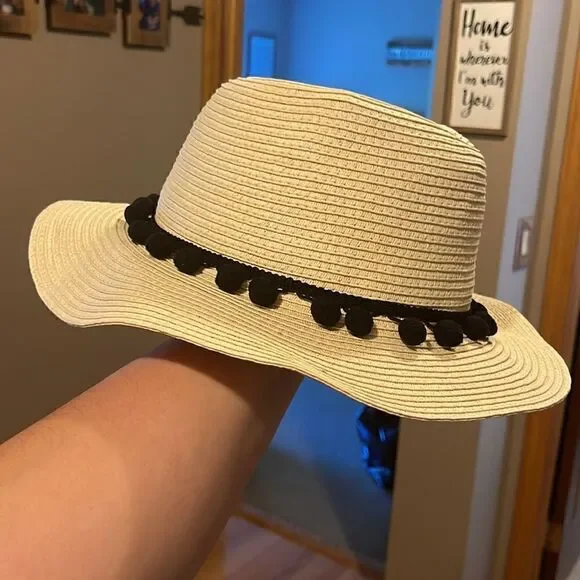 Cream Fedora Hat with Black Tassles - Picture 5 of 5